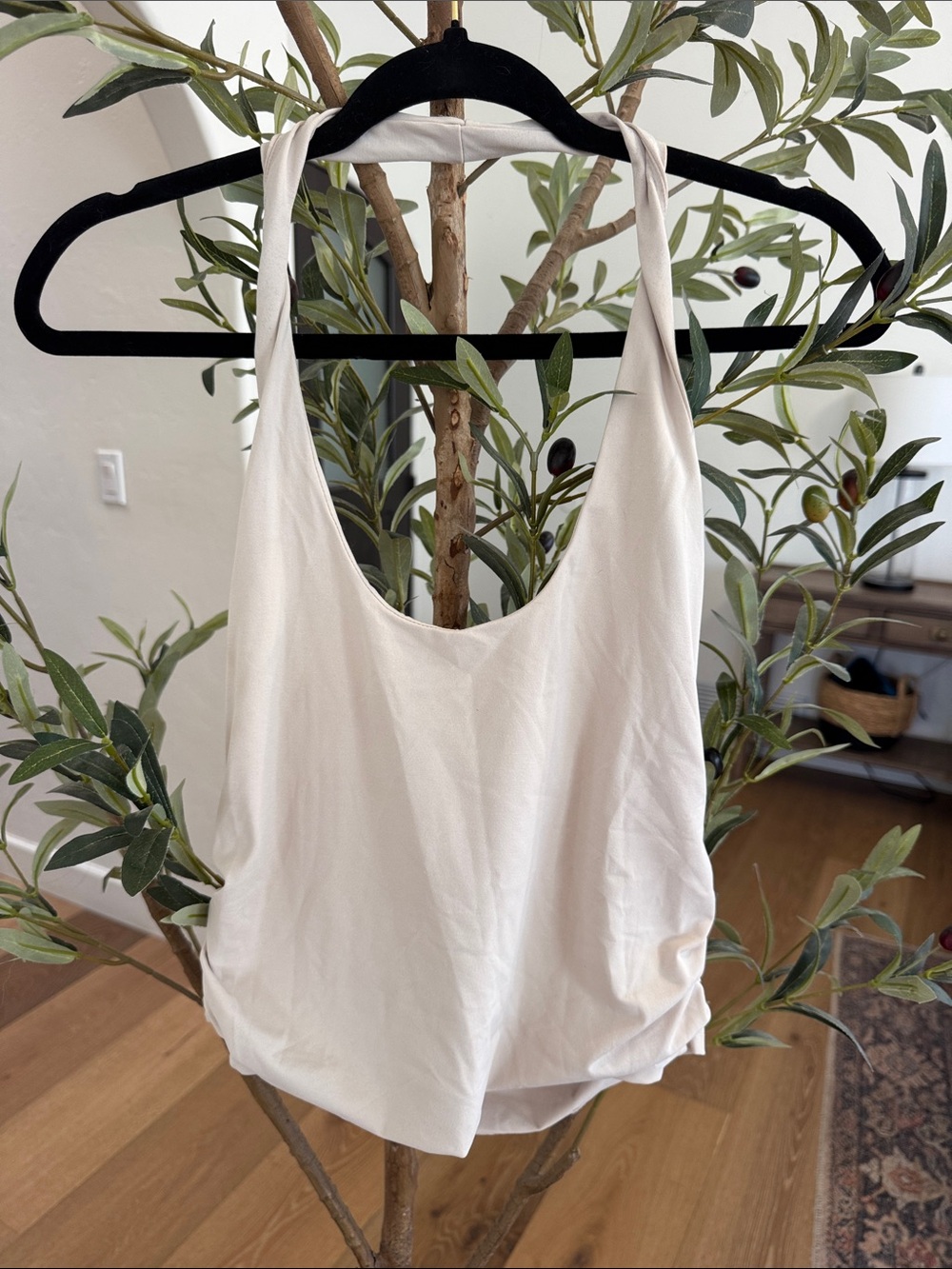 SHEIN Cream Racerback Scoop Neck Tank